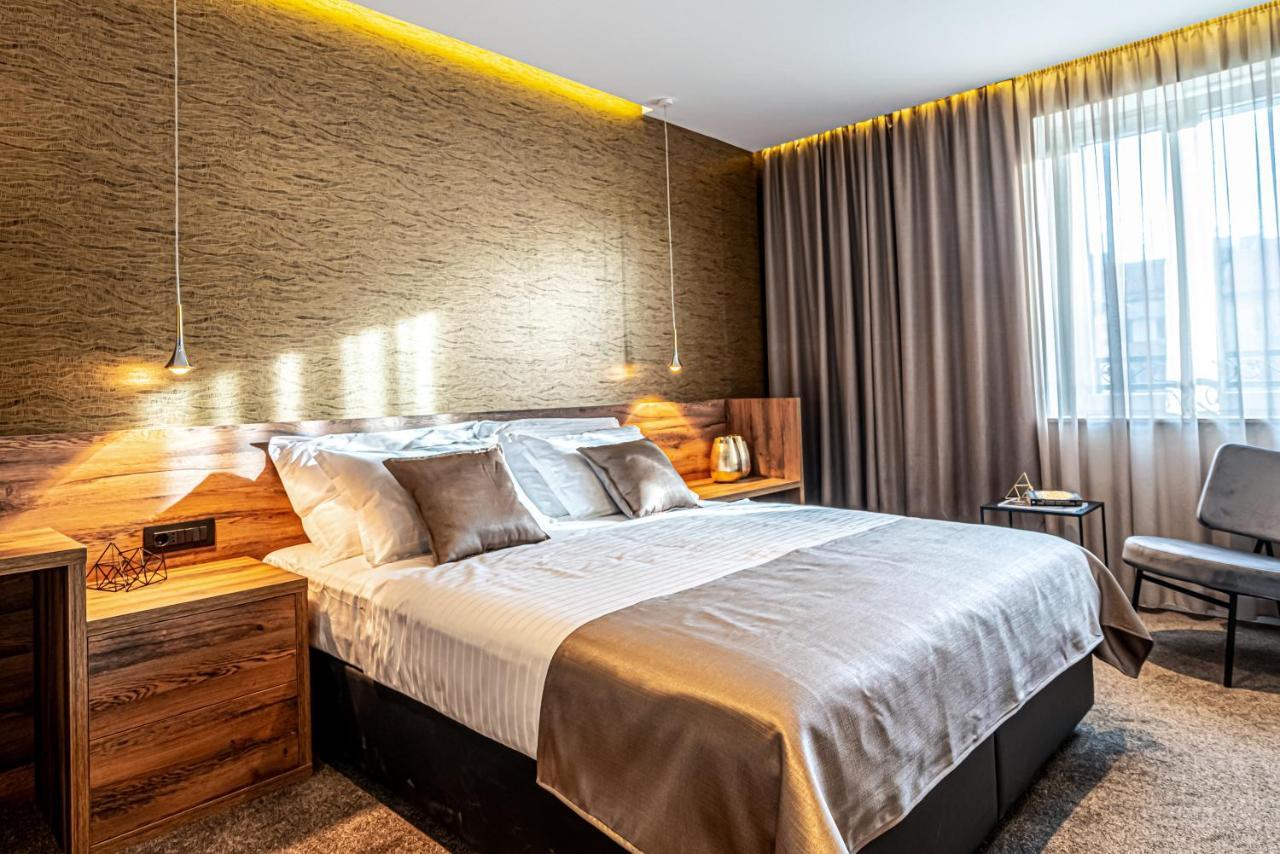 ספליט Calma Luxury Rooms מראה חיצוני תמונה