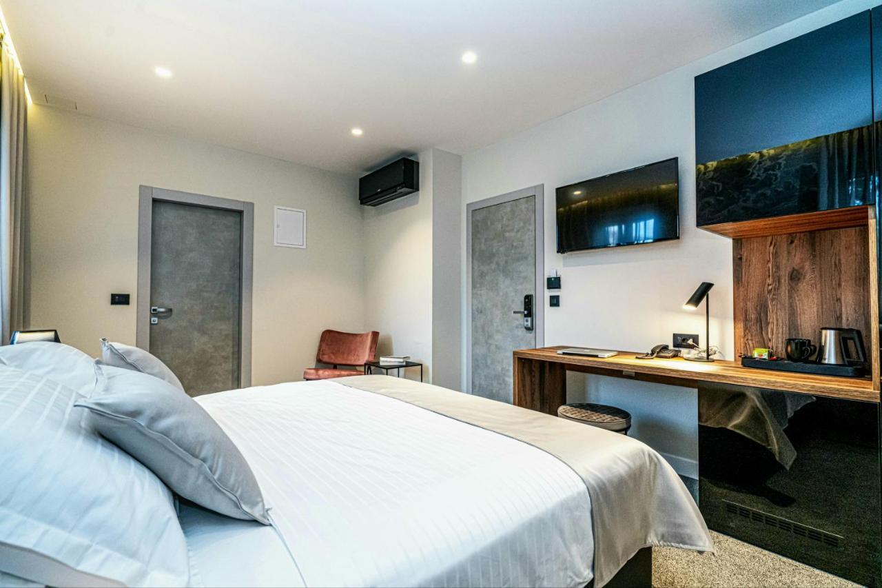 ספליט Calma Luxury Rooms מראה חיצוני תמונה